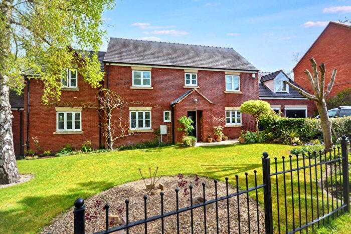 5 Bedroom Detached House For Sale In Quarry Close, Hartpury, Gloucestershire, GL19