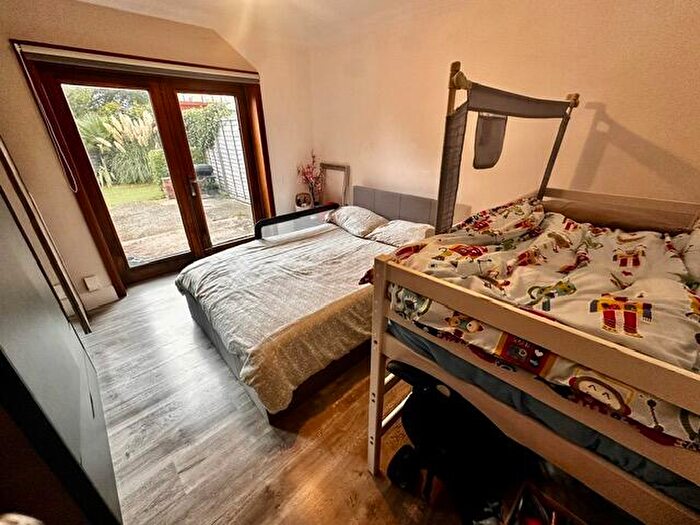 1 Bedroom Flat To Rent In Muscliffe Road, Bournemouth, BH9