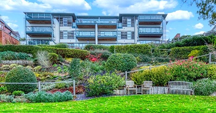 2 Bedroom Flat To Rent In Dee Hills Park, Deeside Court Dee Hills Park, CH3