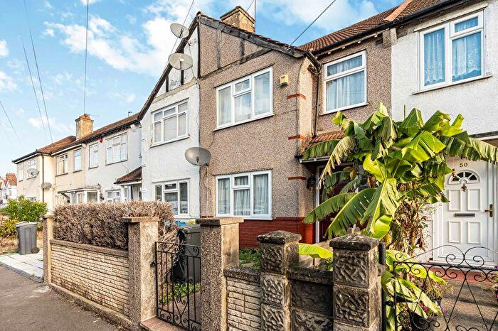 3 Bedroom Terraced House To Rent In Thornton Avenue, Croydon, CR0