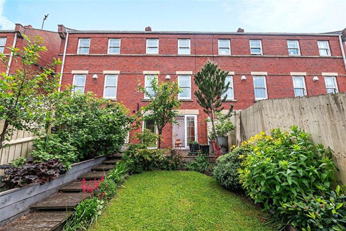 4 Bedroom Terraced House For Sale In St. Laurence Gardens, Belper, Derbyshire, DE56