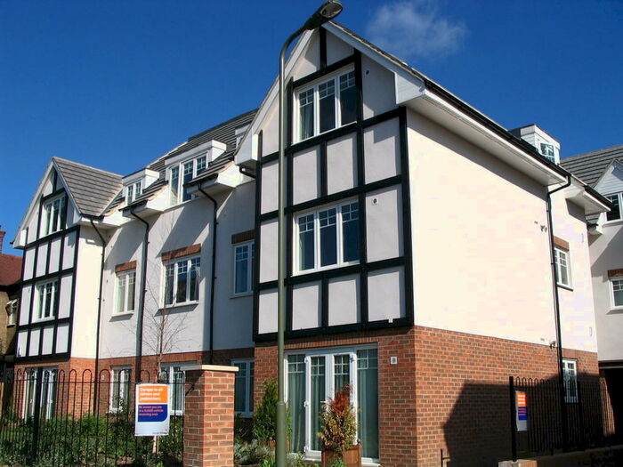 2 Bedroom Flat To Rent In Augusta Court, Hendon, London, NW4