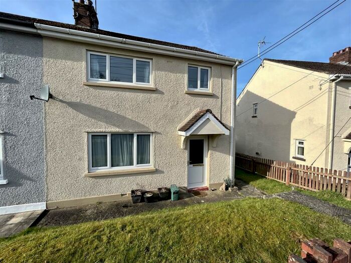 3 Bedroom House For Sale In Bro Henllys, Felinfach, Lampeter, SA48