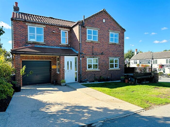 2 Bedroom Detached House For Sale In Main Street, Great Heck, Goole, DN14