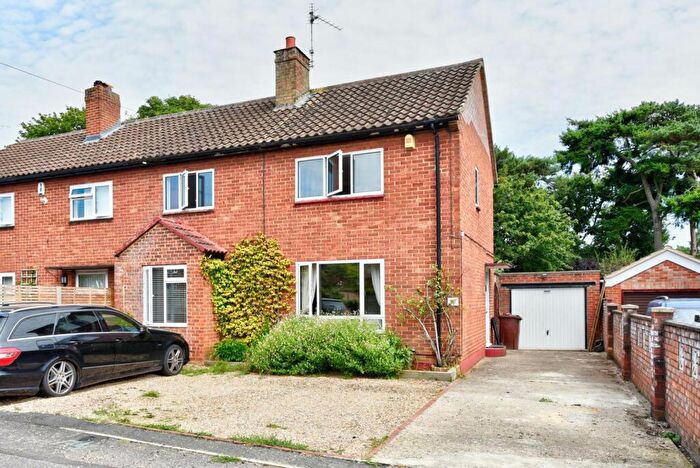 3 Bedroom Semi-Detached House For Sale In Plowden Way, Shiplake Cross, RG9