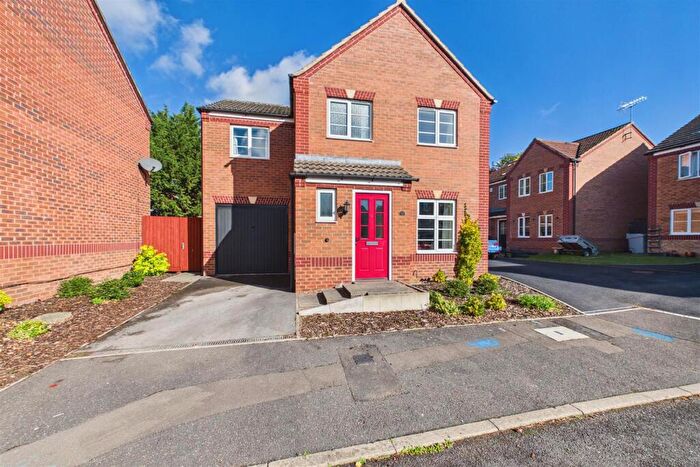 3 Bedroom Detached House For Sale In Magdalene View, Newark, NG24