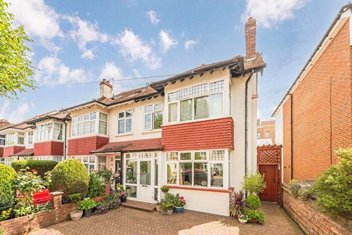 6 Bedroom Semi-Detached House For Sale In Alric Avenue, New Malden, KT3