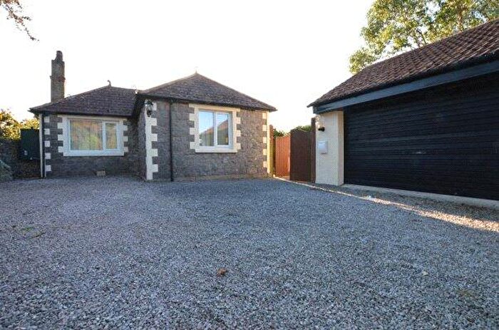 2 Bedroom Bungalow For Sale In Roman Road, Bleadon, Weston-super-Mare, North Somerset, BS24