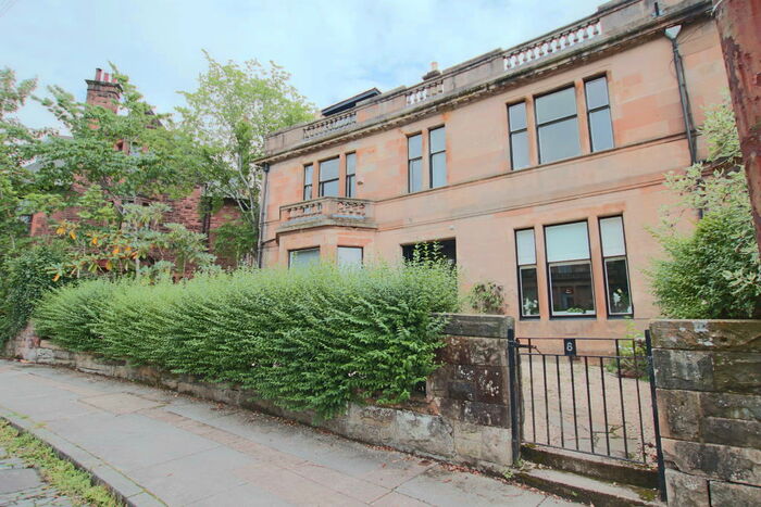 2 Bedroom Flat To Rent In Crown Road North, Dowanhill, G12