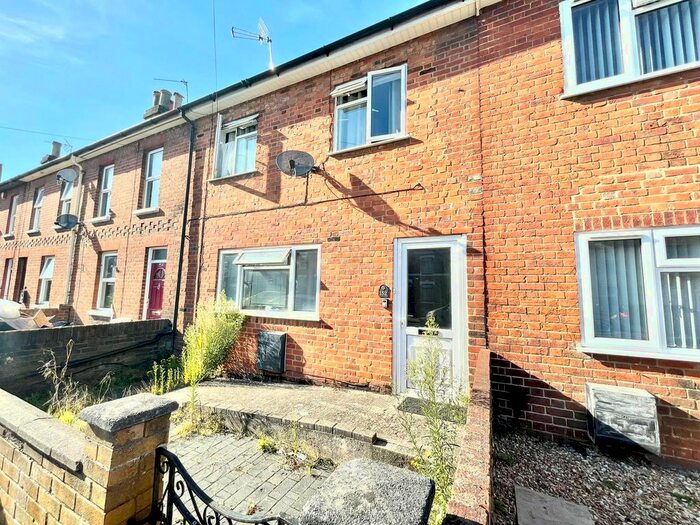 1 Bedroom Terraced House To Rent In Great Knollys Street, Reading, Berkshire, RG1