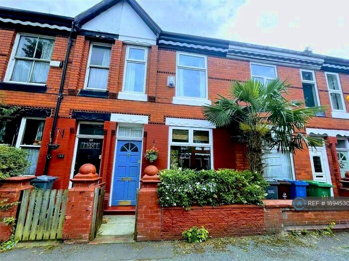 2 Bedroom Terraced House To Rent In Thornton Road, Manchester, M14