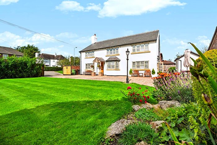 3 Bedroom Detached House For Sale In Newton Road, Warrington, WA3