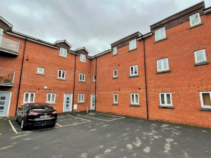 2 Bedroom Flat To Rent In Seagers Court, Audley Road, Chippenham, SN14
