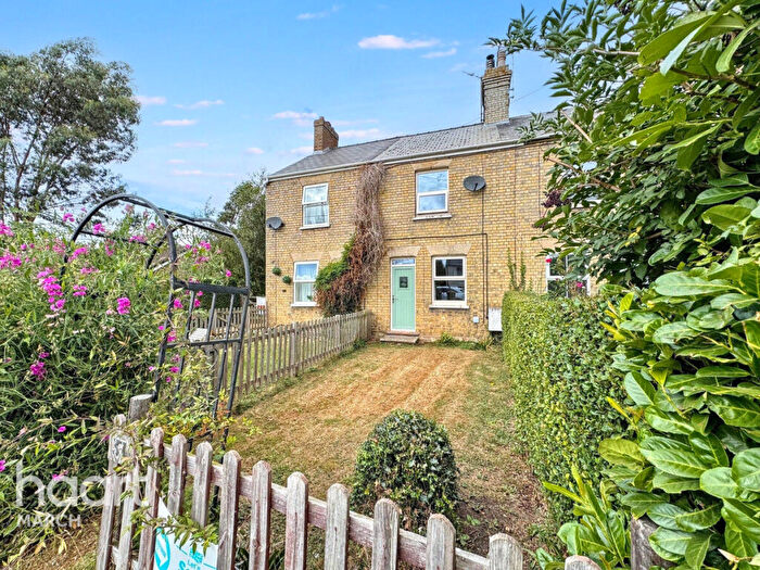 2 Bedroom Character Property For Sale In Doddington Road, Benwick, PE15