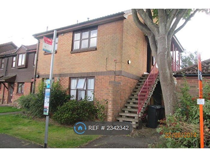 Studio To Rent In Pilgrims Terrace, West Worthing, BN13