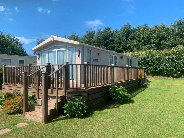 3 Bedroom Mobile/park Home For Sale In Whiddon Down, Okehampton, Devon, EX20