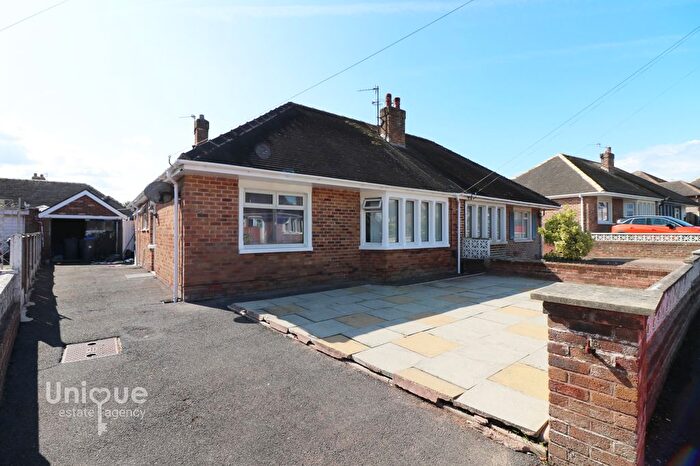 2 Bedroom Bungalow For Sale In Woodridge Avenue, Thornton-Cleveleys, FY5
