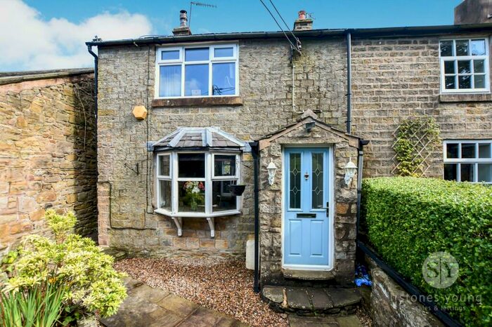 2 Bedroom Cottage For Sale In Abbott Brow, Blackburn, BB2