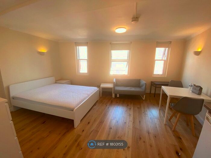 1 Bedroom Flat To Rent In Fl, London, WC2H