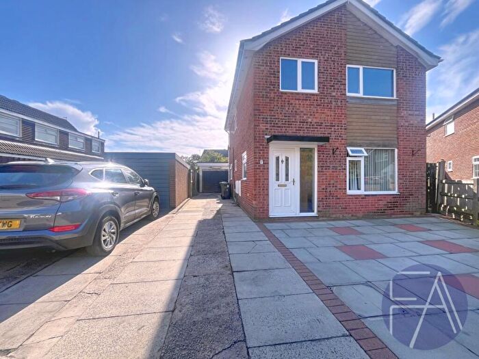 3 Bedroom Detached House For Sale In Salcombe Drive, Southport, Merseyside, PR9