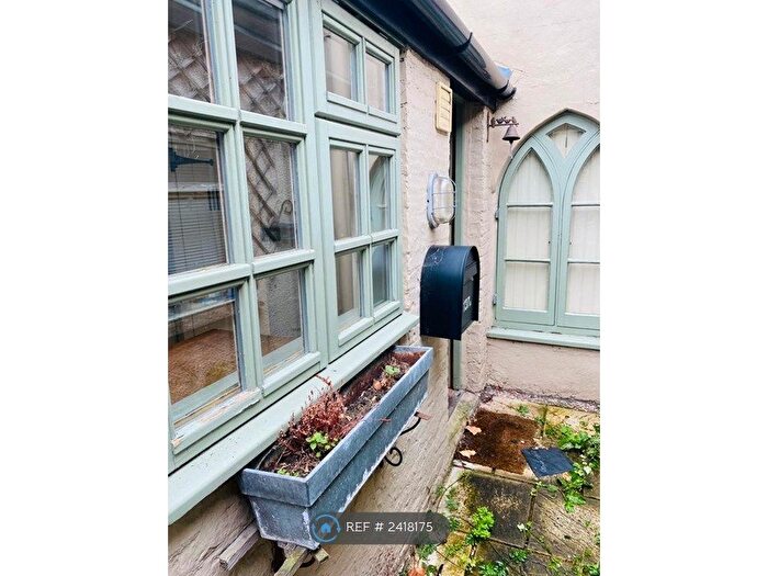 1 Bedroom Maisonette To Rent In Ewell Road, Surbiton, KT6