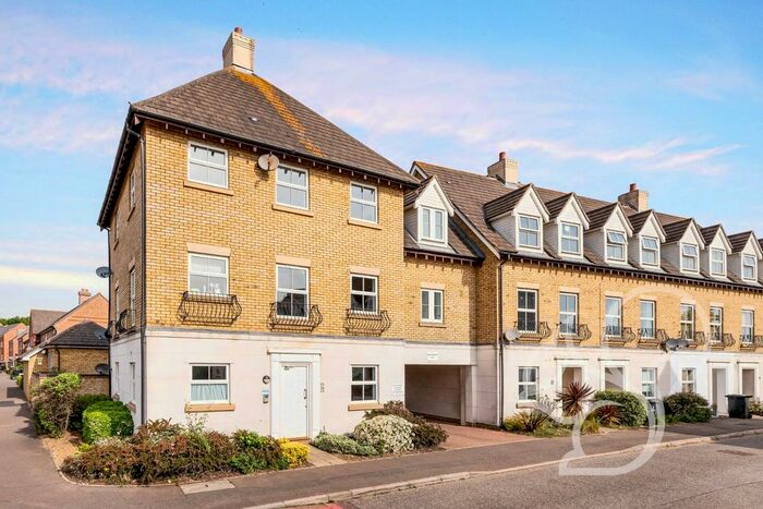 2 Bedroom Flat To Rent In Robin Crescent, Stanway, Colchester, CO3