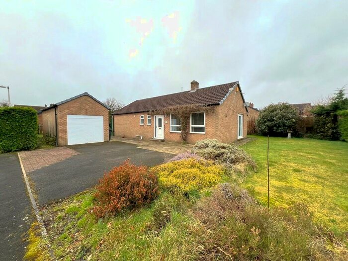 3 Bedroom Detached Bungalow For Sale In Ryehill Park, Smithfield, CA6