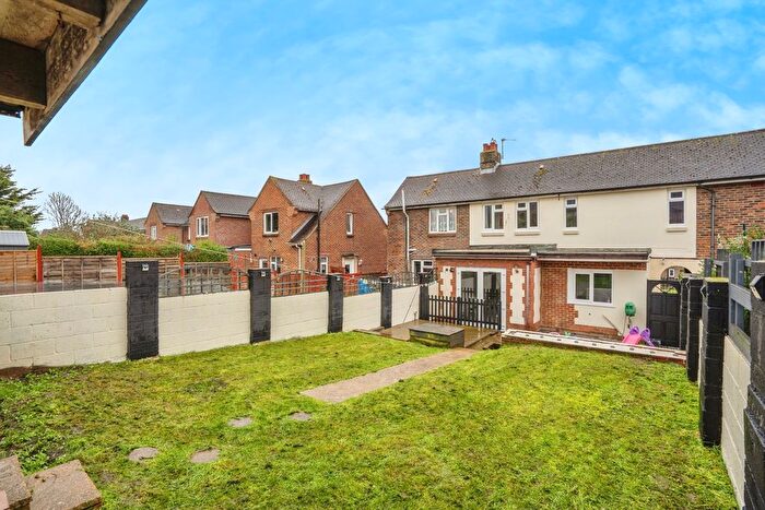 2 Bedroom Terraced House For Sale In Cheltenham Road, Portsmouth, Hampshire, PO6