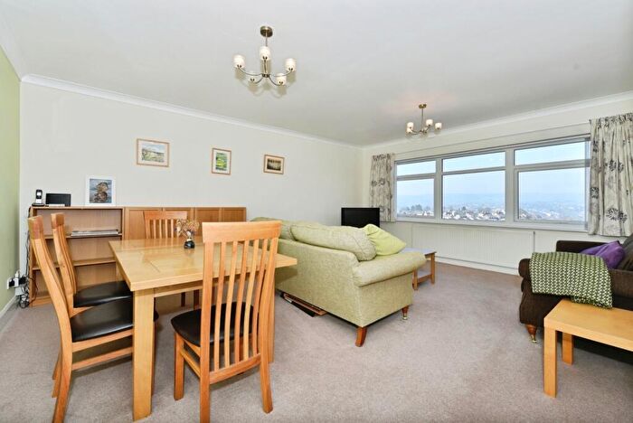 2 Bedroom Apartment For Sale In Bradway Drive, Sheffield, S17