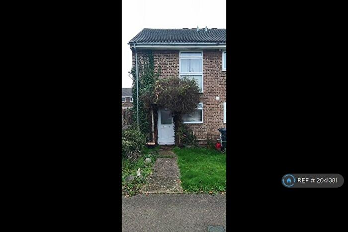 2 Bedroom End Of Terrace House To Rent In Keats Road, West Malling, ME20