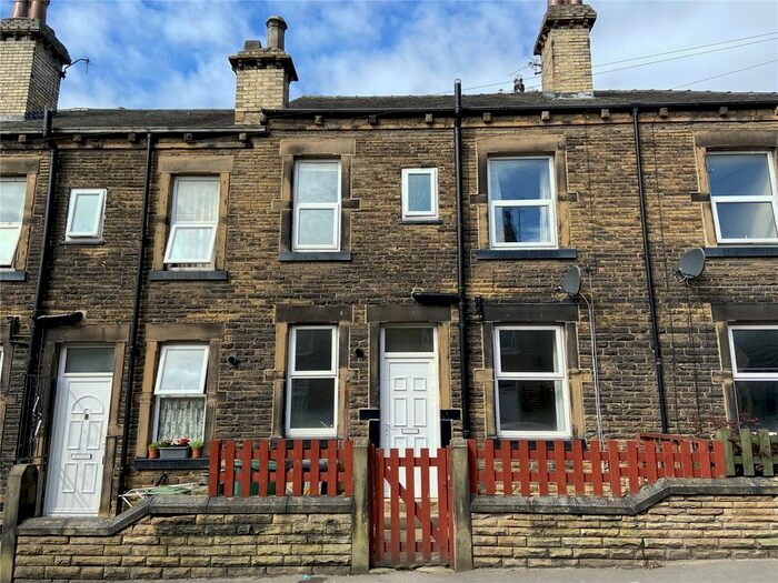 2 Bedroom Detached House To Rent In Airedale Terrace, Morley, Leeds, West Yorkshire, LS27