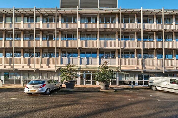 1 Bedroom Flat For Sale In Between Towns Road, East Oxford, OX4