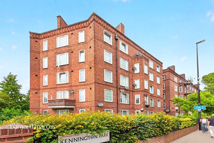 3 Bedroom Flat For Sale In Kennington Oval, London, SE11