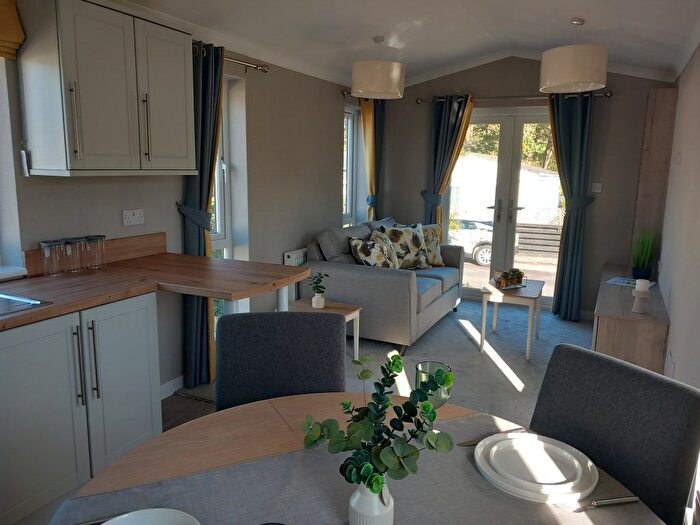 1 Bedroom Park Home For Sale In Old Rectory Mews, St. Columb, TR9