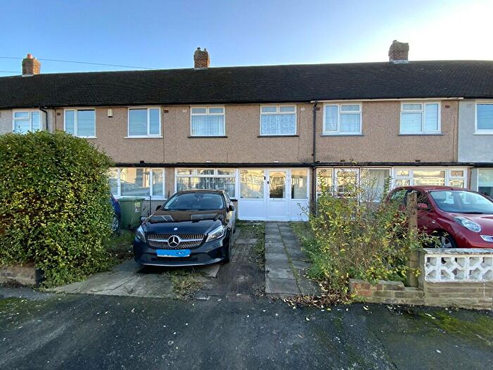 3 Bedroom Terraced House To Rent In St. Andrews Avenue, Hornchurch, London, RM12