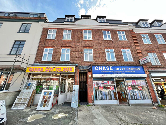 2 Bedroom Flat To Rent In All Souls Avenue Kensal Rise, NW10