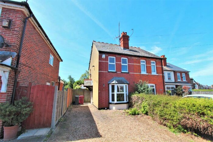 2 Bedroom Semi-Detached House To Rent In Whitley Wood Lane, Reading, Reading, RG2