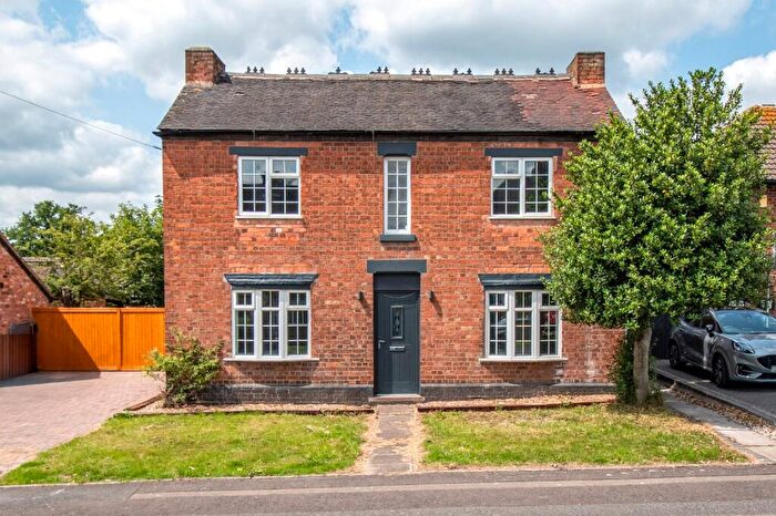 4 Bedroom Detached House For Sale In Withy Hill Road, Sutton Coldfield, West Midlands, B75