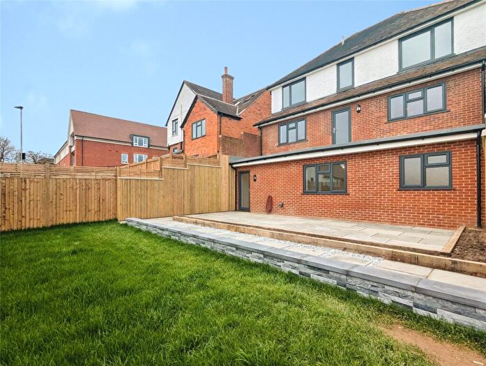 5 Bedroom Detached House For Sale In Henley Road, Caversham, Reading, RG4