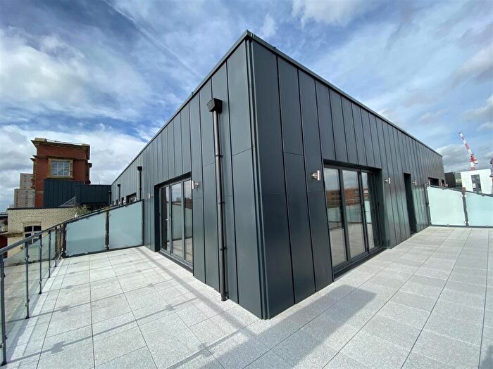 2 Bedroom Duplex To Rent In Paragon Mill, Cotton Street, Manchester, M4