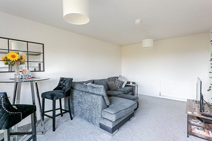 1 Bedroom Flat For Sale In Broomview Path, Edinburgh, EH11
