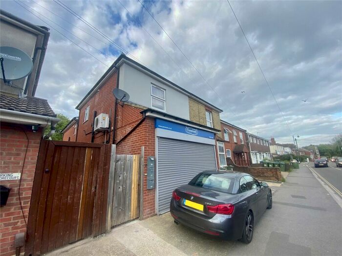 2 Bedroom End Of Terrace House To Rent In Lodge Road, Southampton, Hampshire, SO14