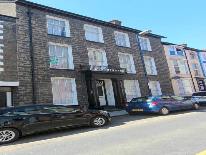 2 Bedroom Flat To Rent In Bridge Street, Aberystwyth, SY23