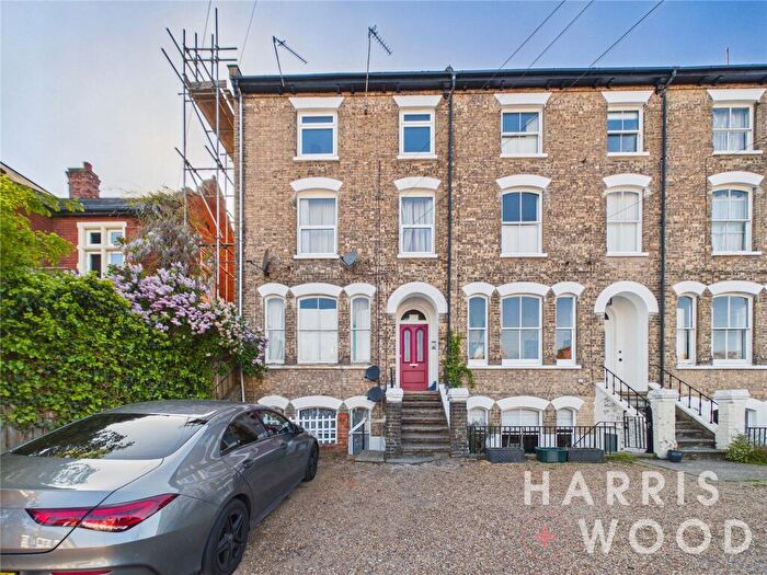 2 Bedroom Apartment To Rent In Wellesley Road, Colchester, Essex, CO3