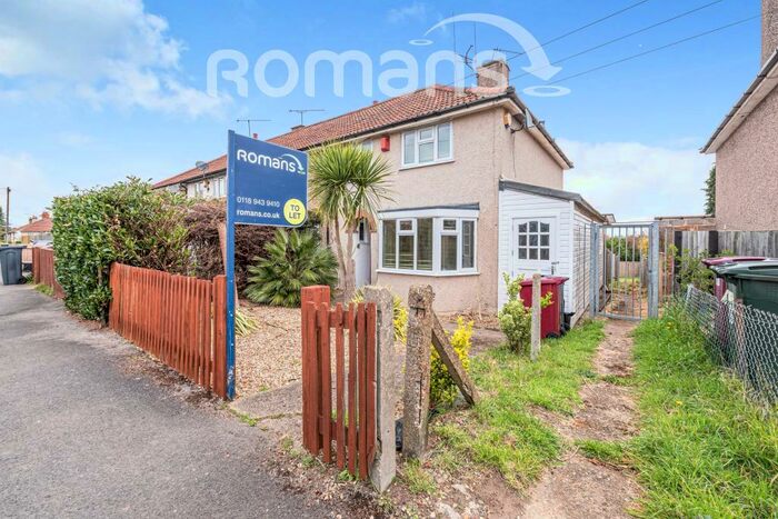 3 Bedroom End Of Terrace House To Rent In Lyndhurst Road, Tilehurst, RG30