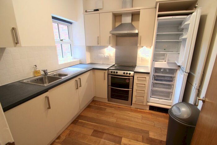 1 Bedroom Flat To Rent In Sussex Street, Winchester, SO23