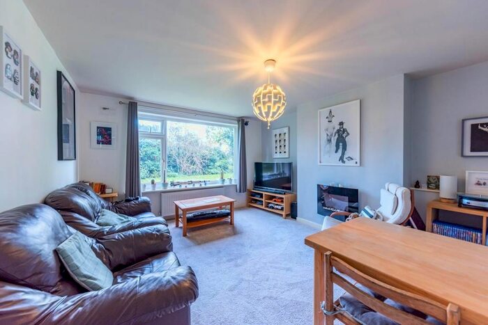 2 Bedroom Maisonette To Rent In Oak Avenue, Bingham, Nottingham, NG13