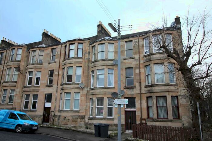 1 Bedroom Flat To Rent In Brachelston Street Greenock, PA16