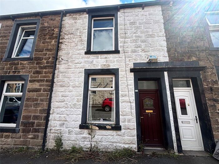 2 Bedroom Terraced House For Sale In York Street, Barnoldswick, Lancashire, BB18