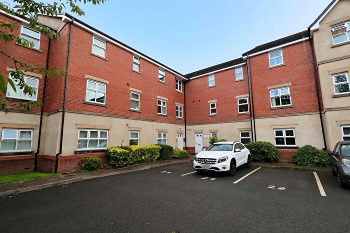 2 Bedroom Flat For Sale In New Belvedere Close, Stretford, M32